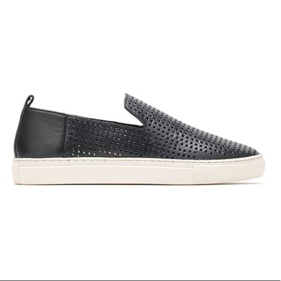 Hush puppies black perforated slip on leather - Picture 1 of 3